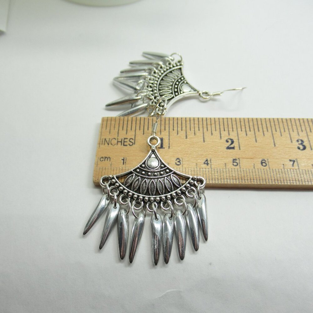 Unique statement fan dangle earrings - Picture 3 of 11